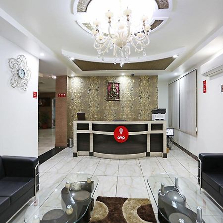 Oyo 4635 Sheetal Hotel Haldwāni Екстериор снимка
